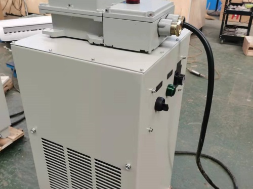 ��������ů�L�C��Ιz���^�ᱣ�o�b����